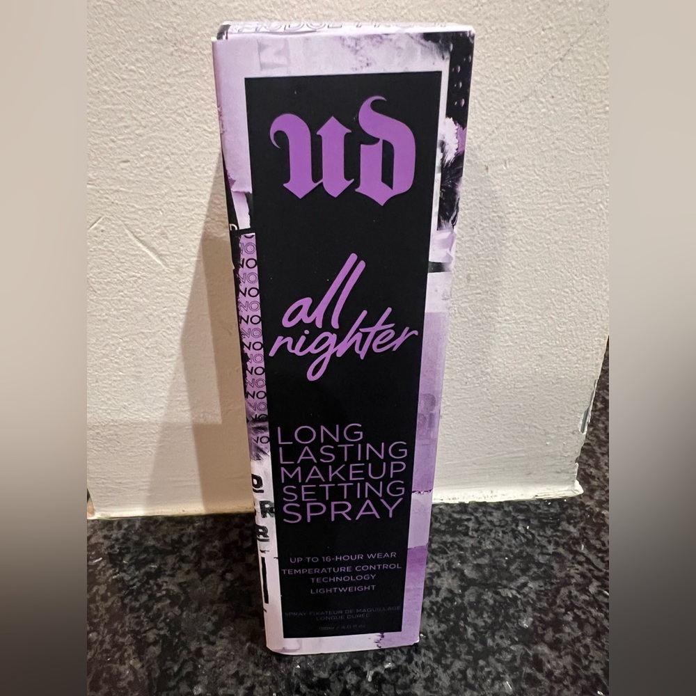Urban Decay setting spray